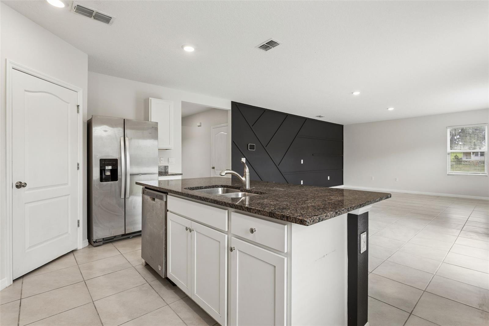 5551 Palomino Pl Property Photo 9