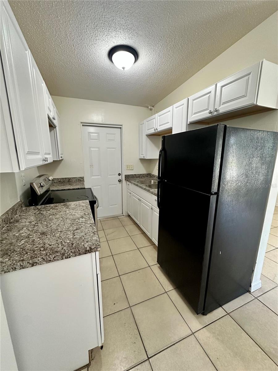 3114 Lawrence St Property Photo 3