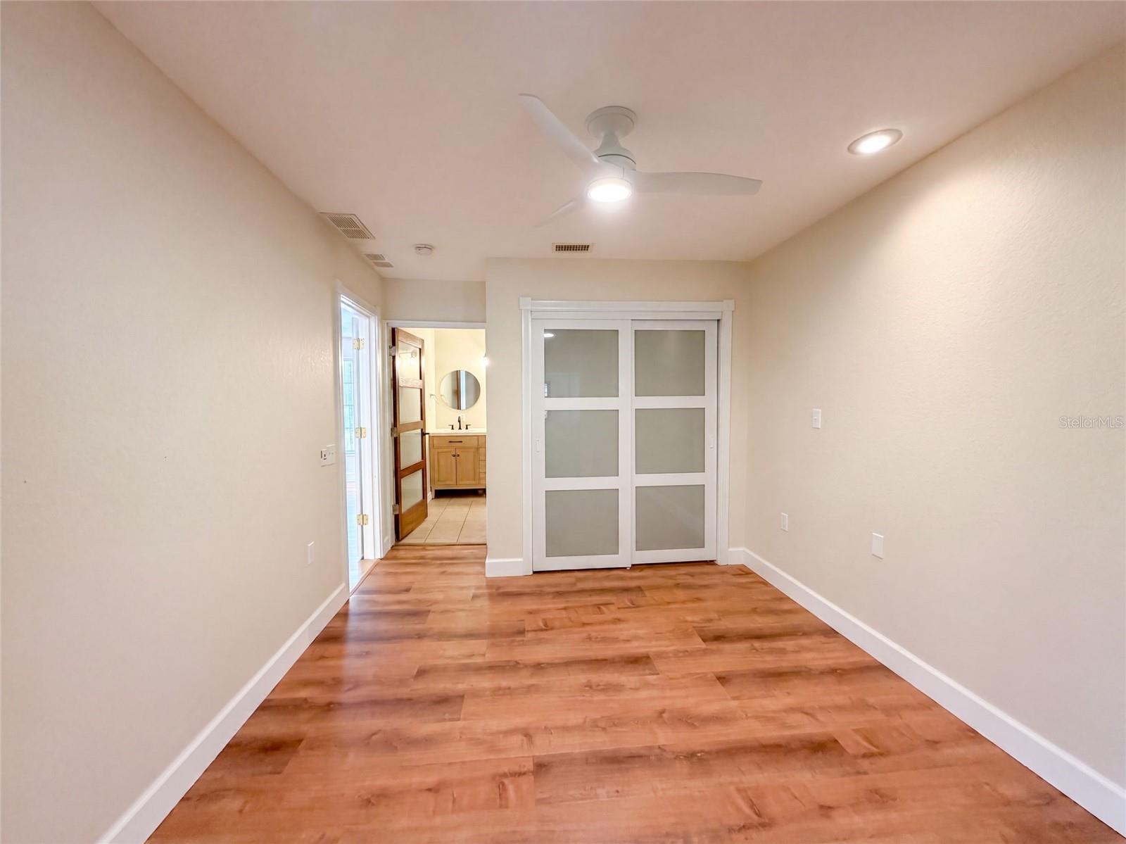 5438 Cold Spring Ln Property Photo 4