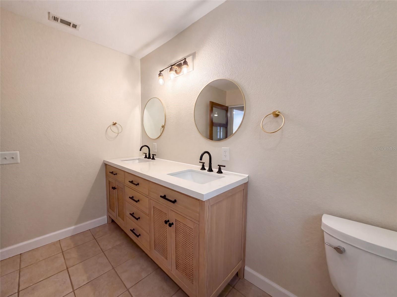 5438 Cold Spring Ln Property Photo 25