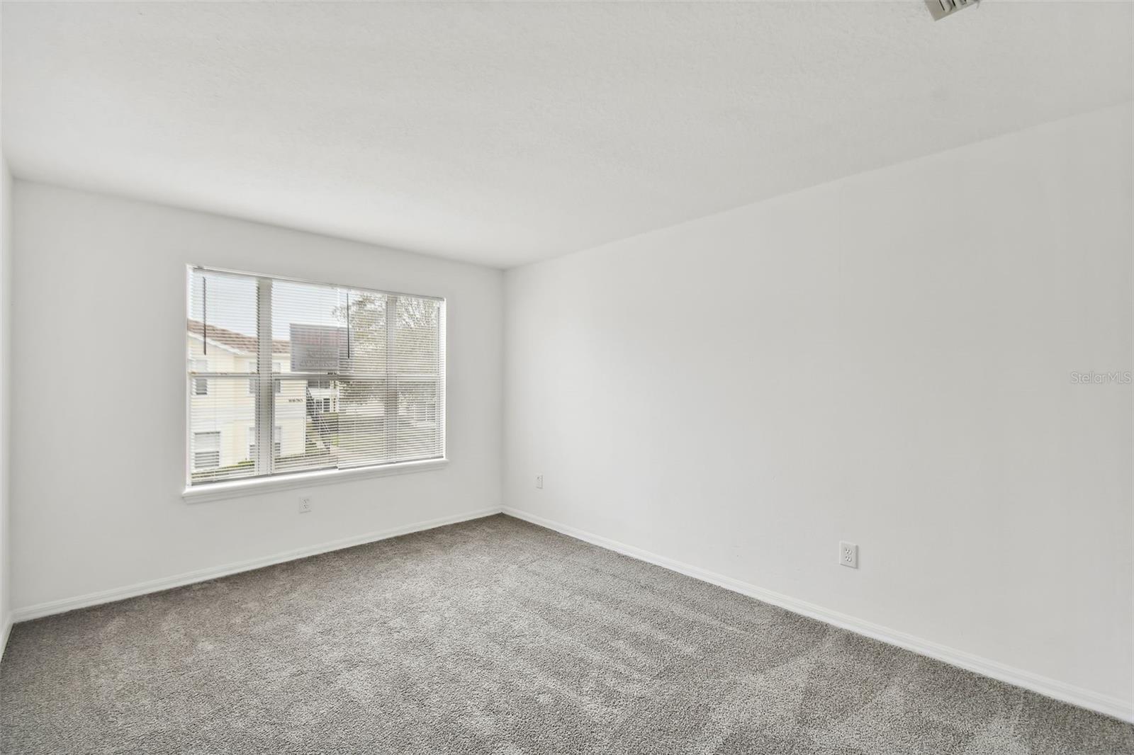 8827 Grand Palms Cir #b Property Photo 8