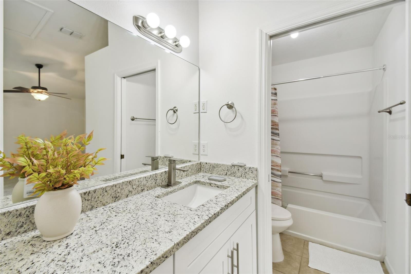 8827 Grand Palms Cir #b Property Photo 14