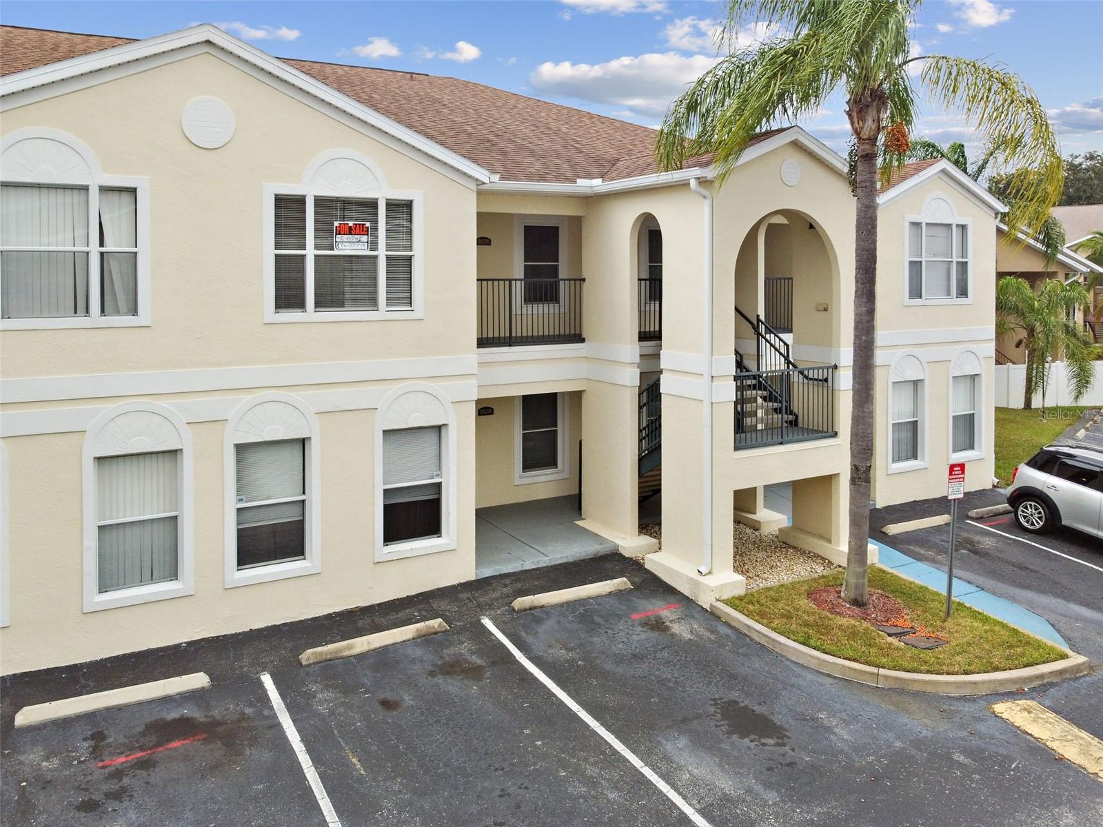 8827 Grand Palms Cir #b Property Photo 24