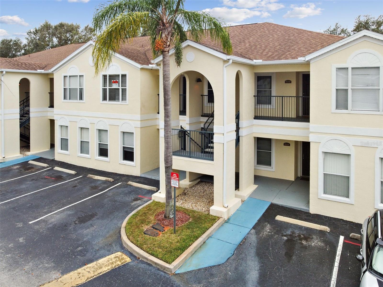 8827 Grand Palms Cir #b Property Photo 25