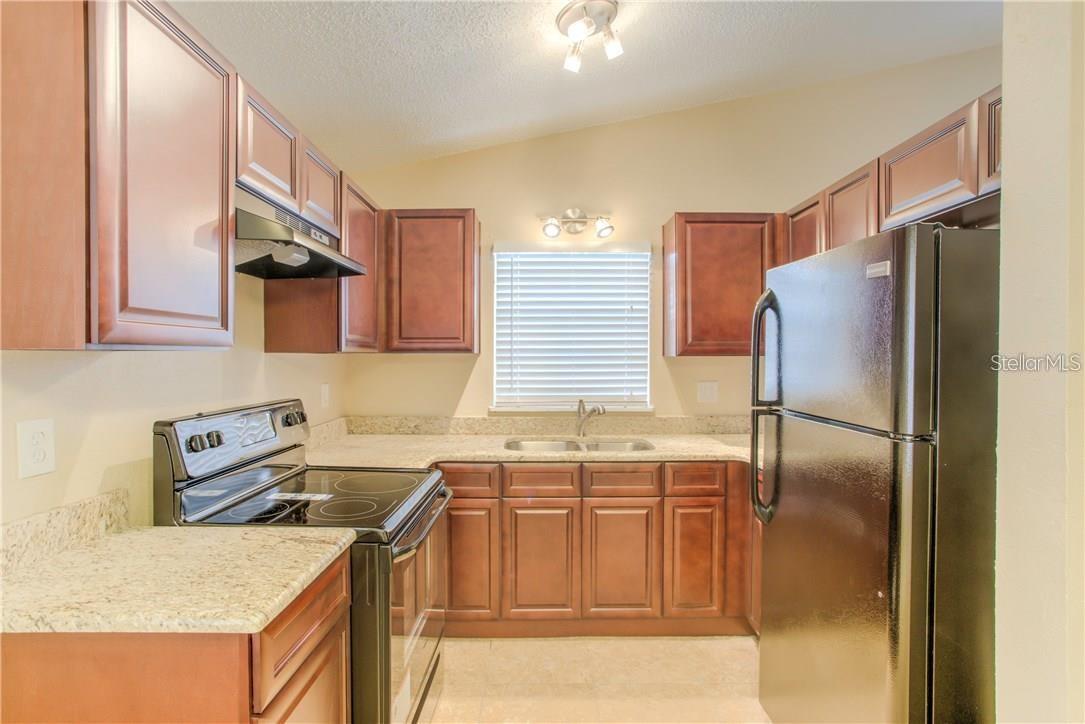 1003 W Kaley Ave #apt 1 Property Photo 4