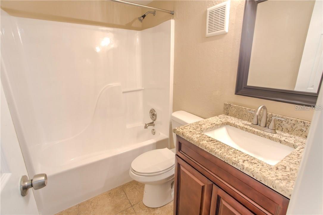 1003 W Kaley Ave #apt 1 Property Photo 7