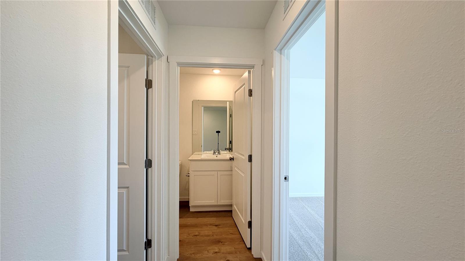583 Artemis St Property Photo 6