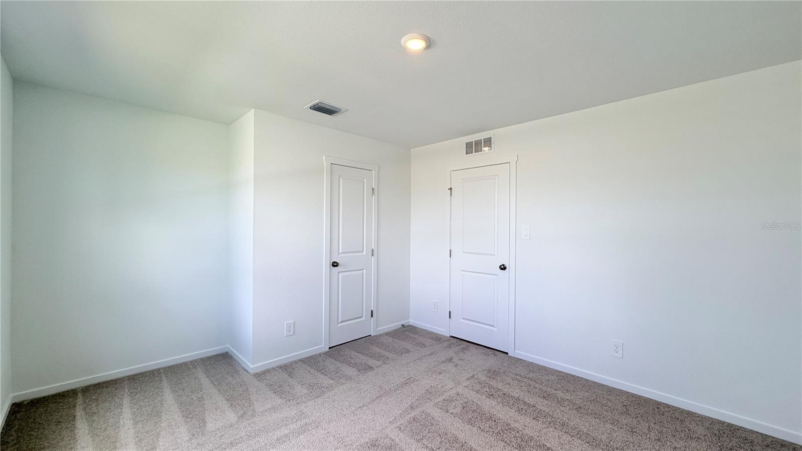 583 Artemis St Property Photo 9