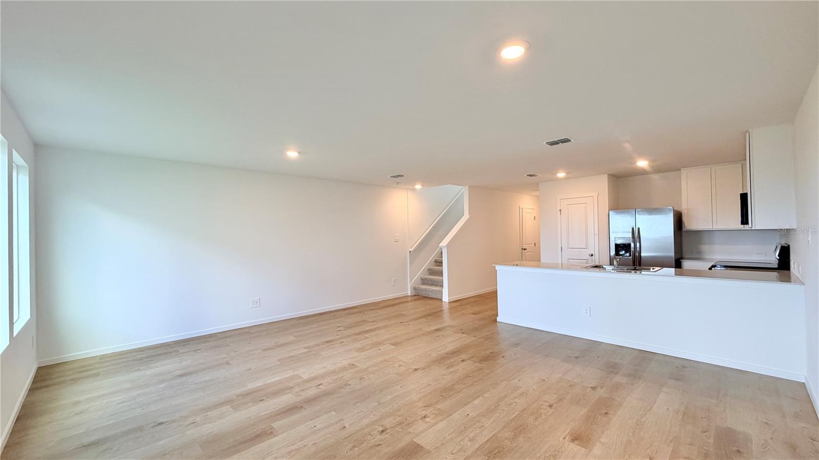 1561 Plank Pl Property Photo 6