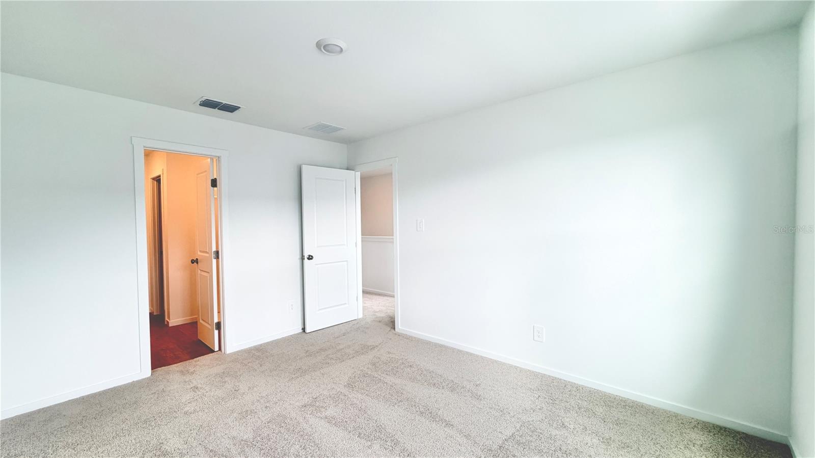 1561 Plank Pl Property Photo 17