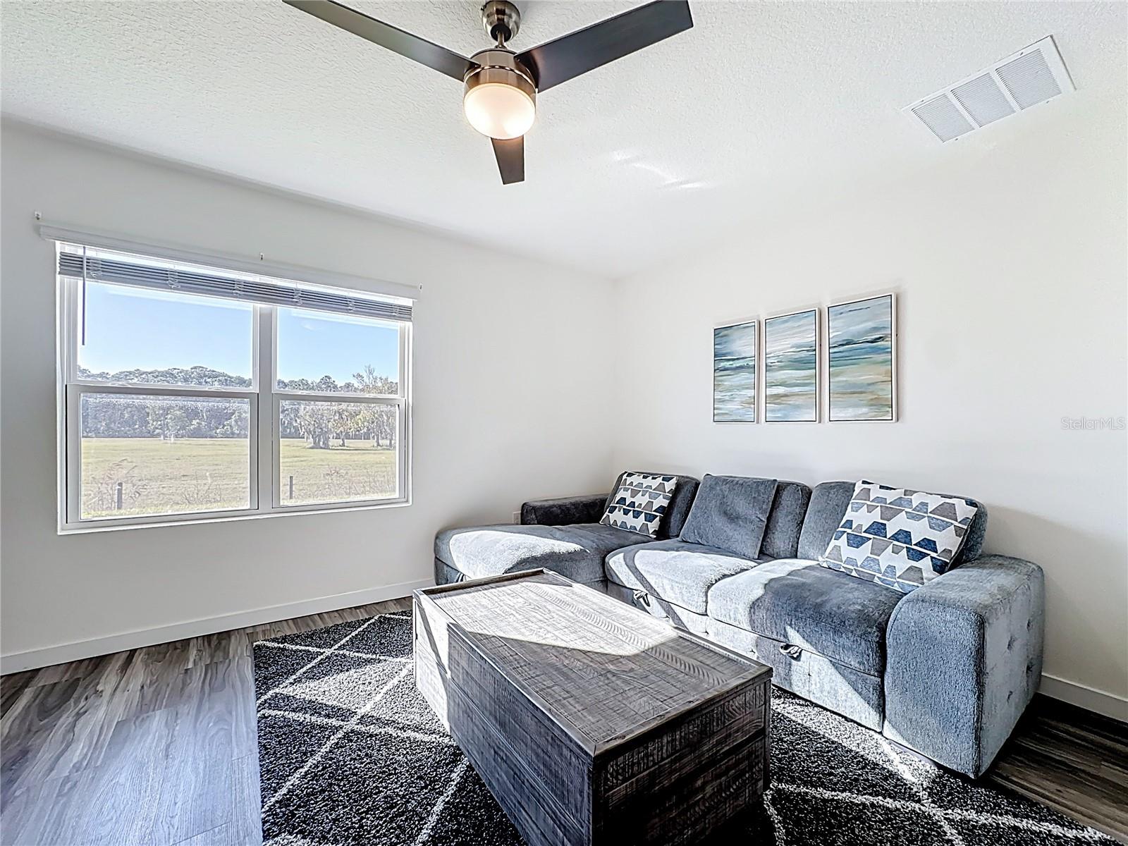 348 Talisi Loop Property Photo 9