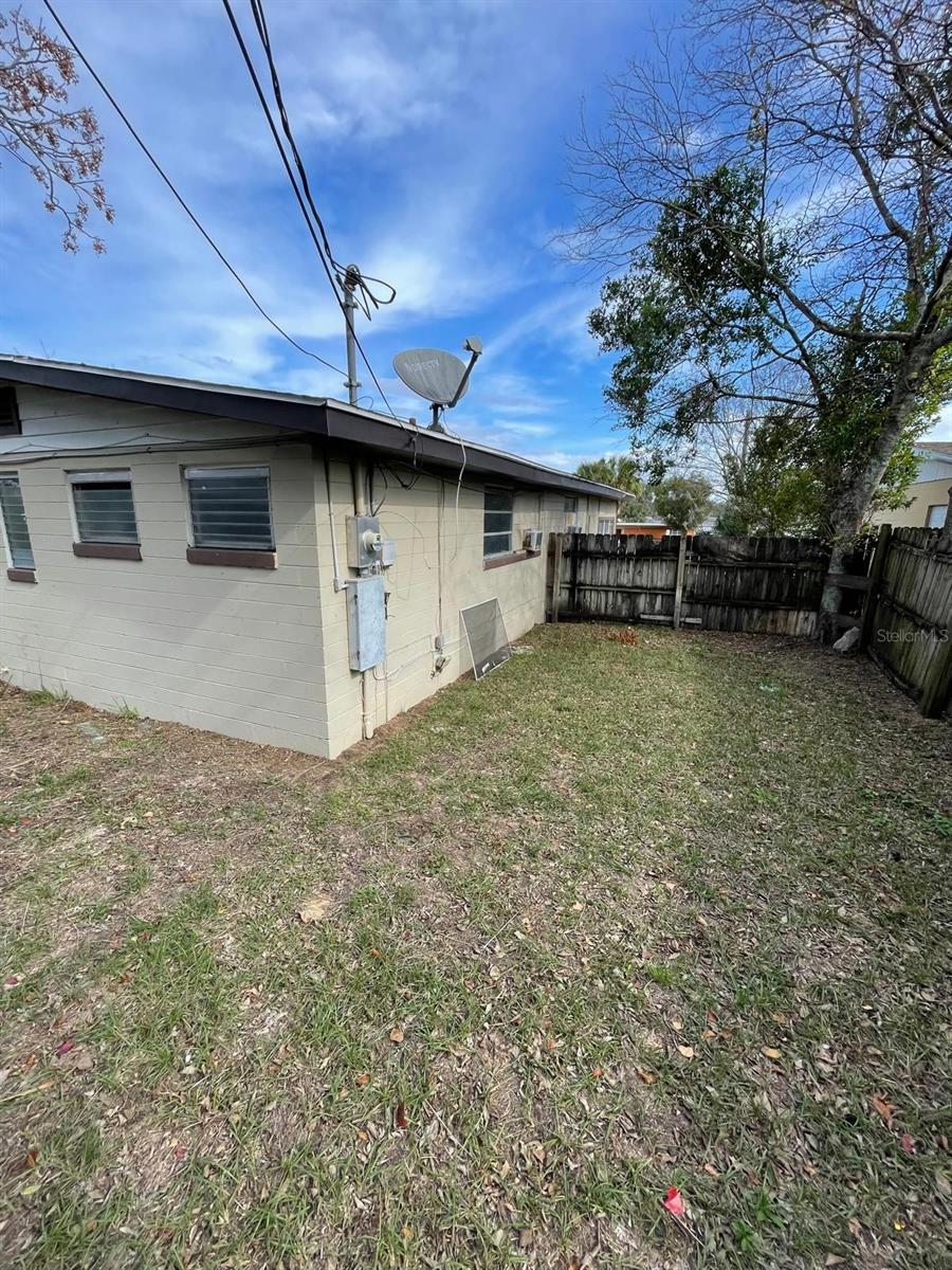 1142 Berkshire Rd Property Photo 19