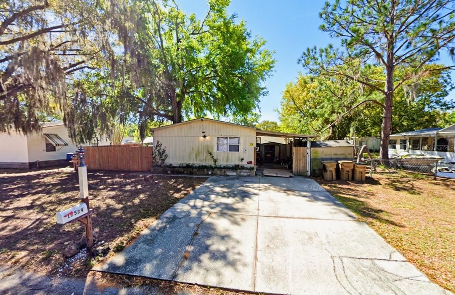 17529 Palm Dr Property Photo 1