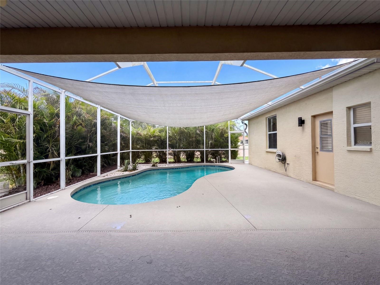 7414 39th Ct E Property Photo 5