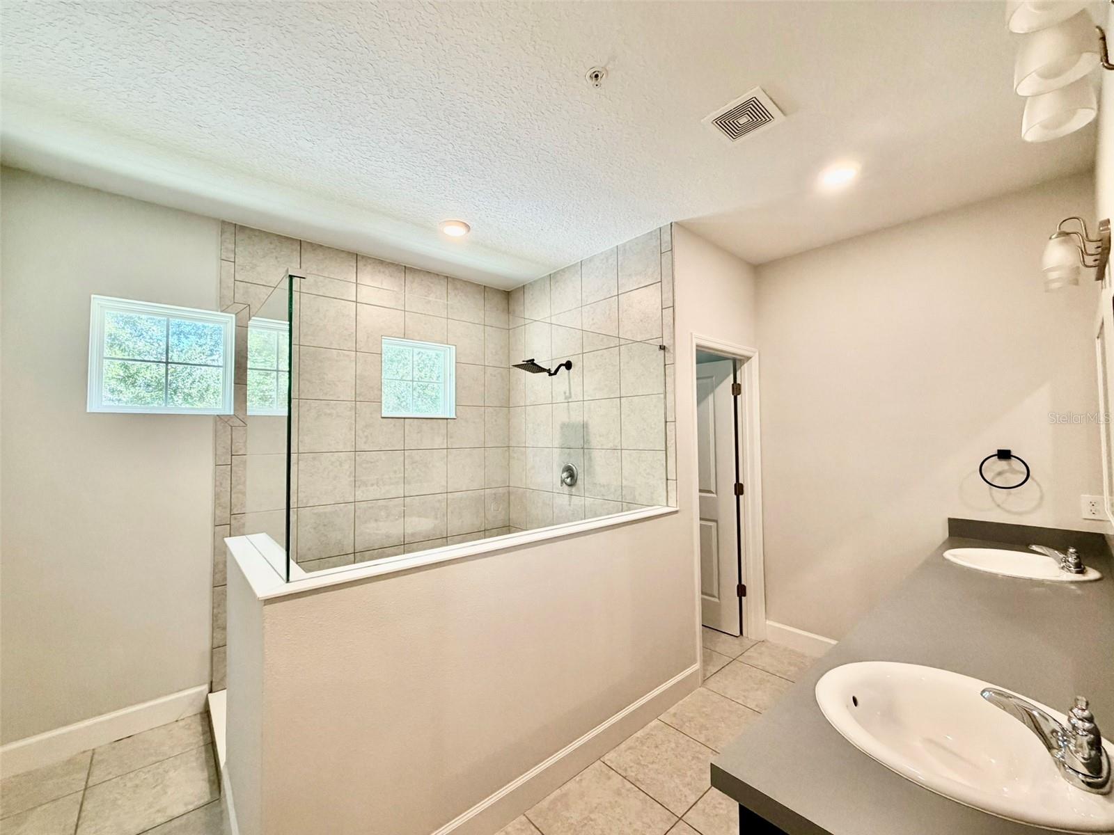 960 Grand Wildmere Cv Property Photo 16