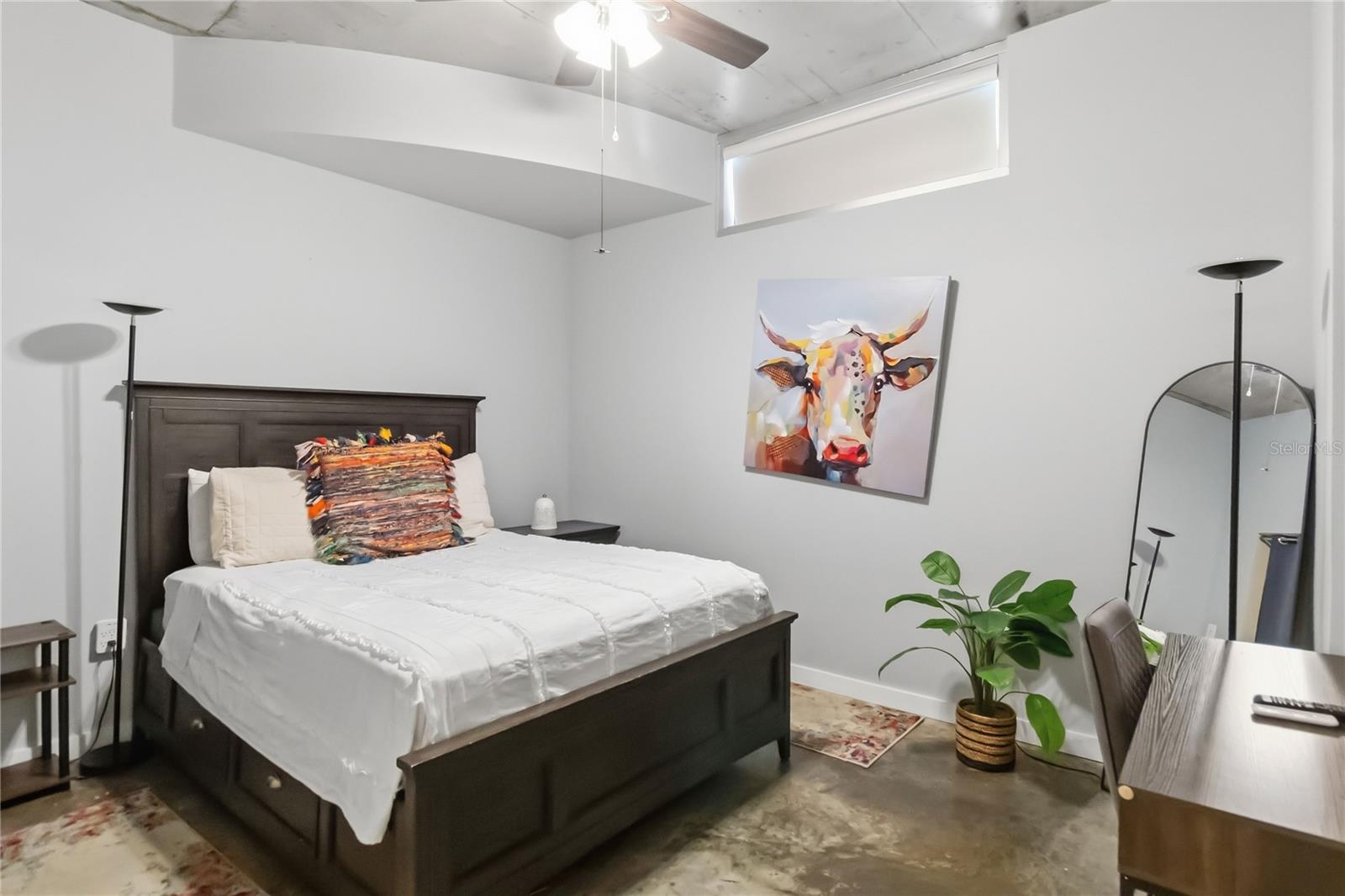 525 E Jackson St #706 Property Photo 13
