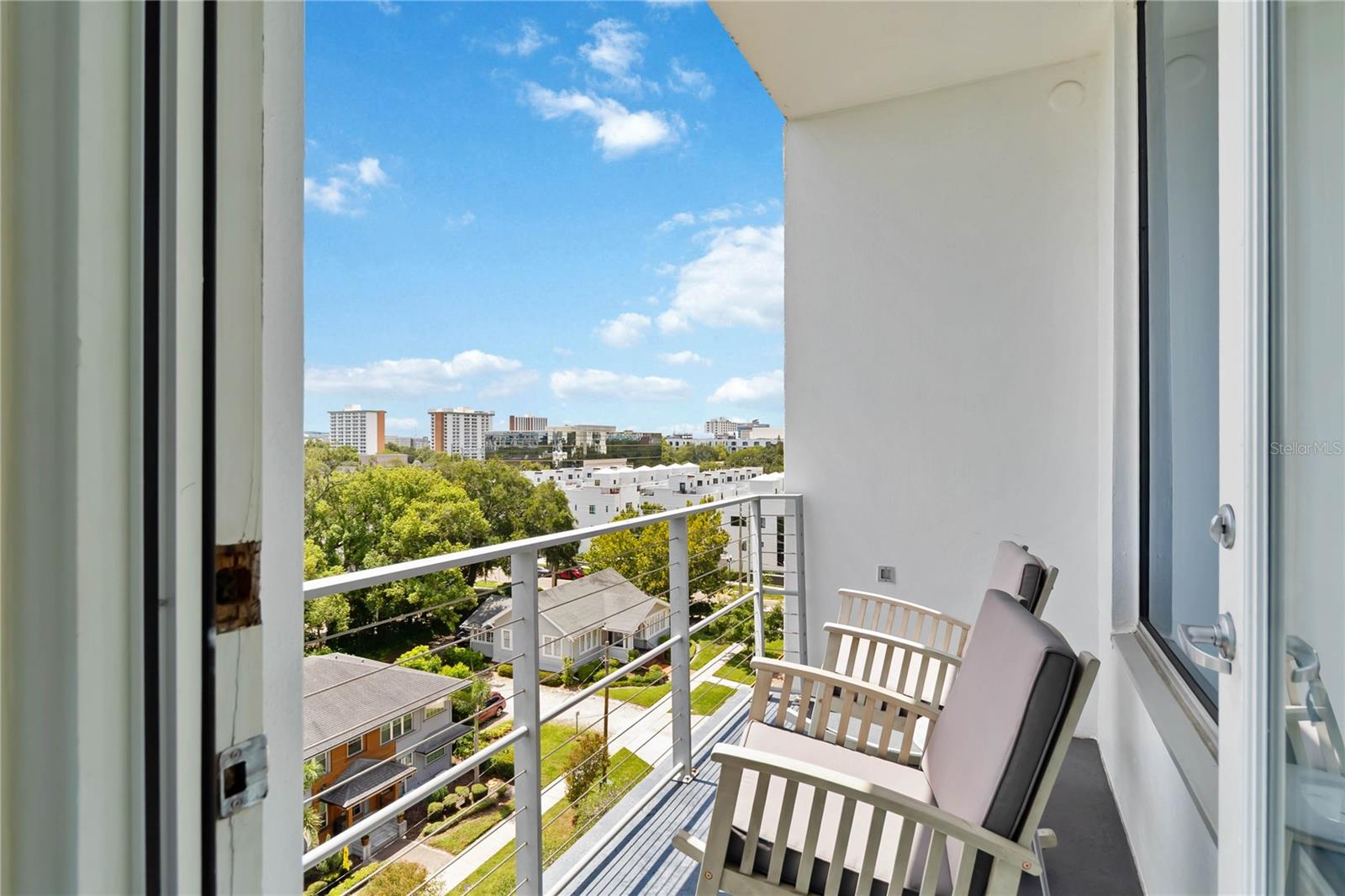 525 E Jackson St #706 Property Photo 16