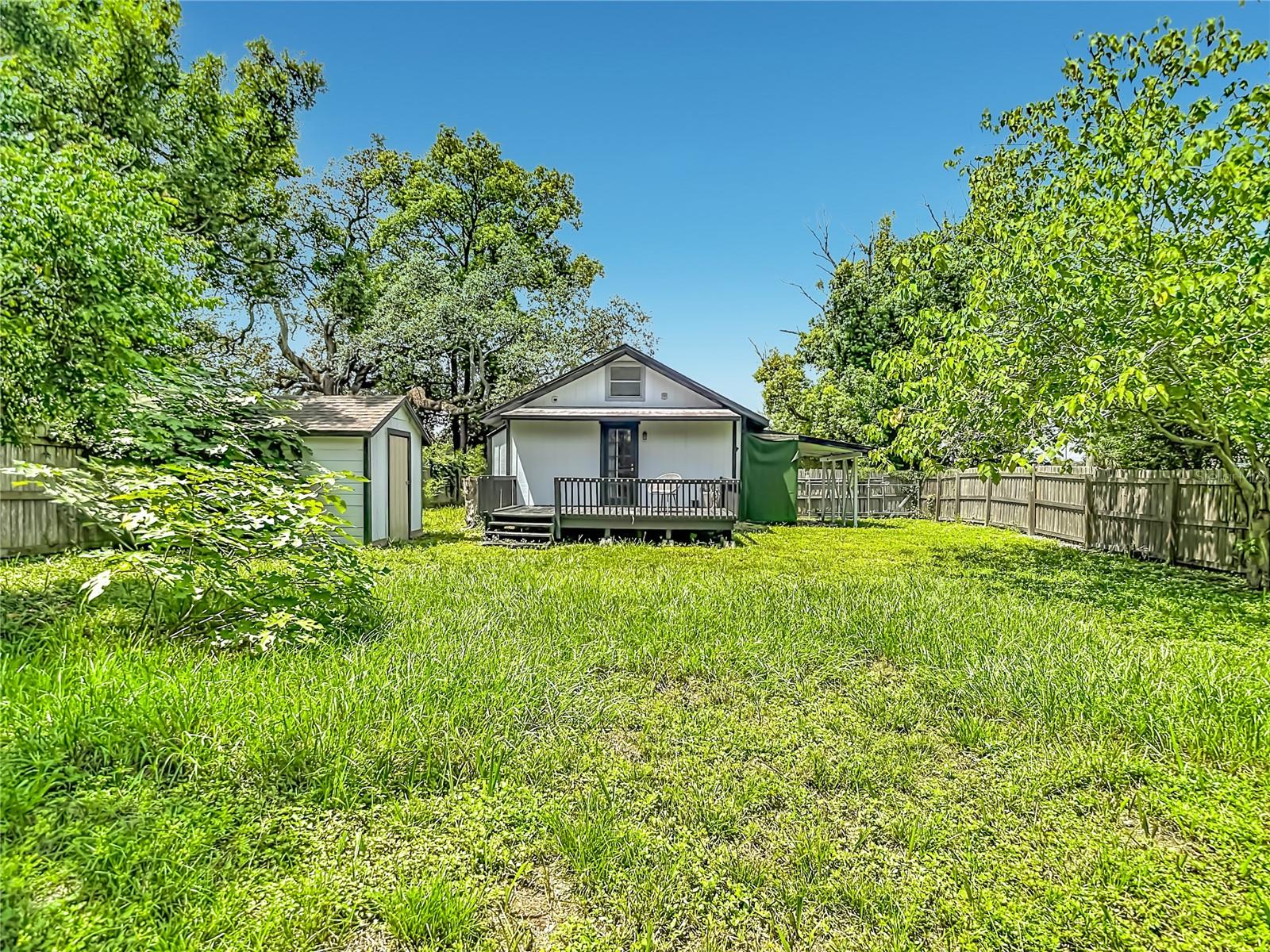 7309 N Huntley Ave Property Photo 58