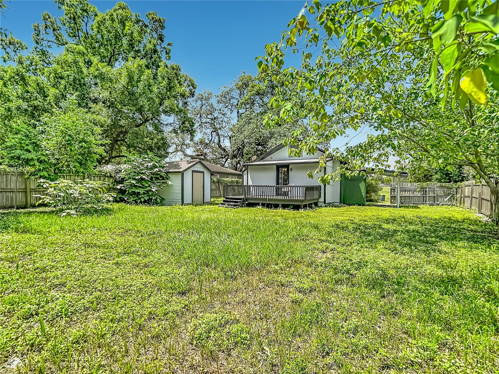 7309 N Huntley Ave Property Photo 59