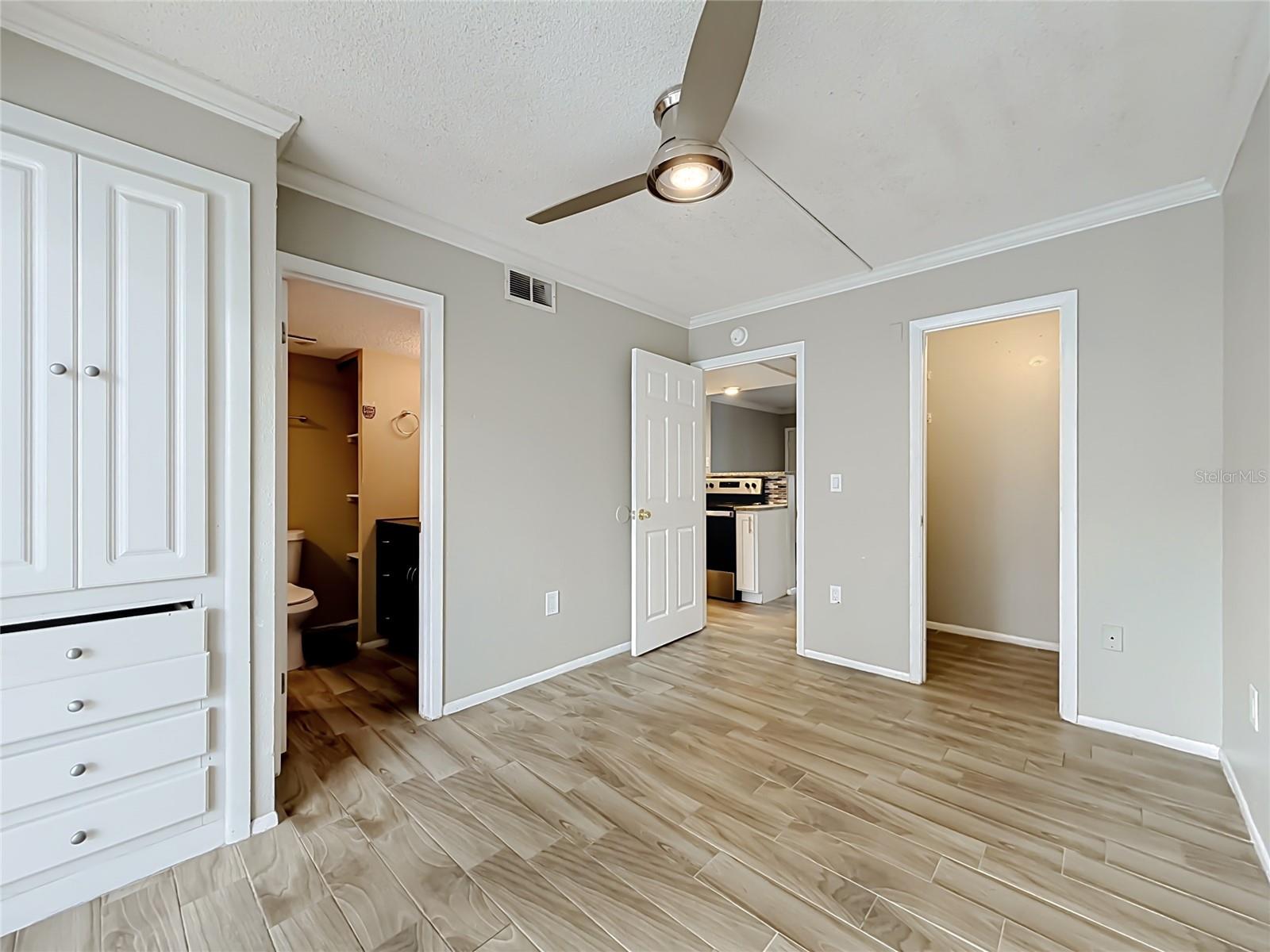 131 Water Front Way #220 Property Photo 17