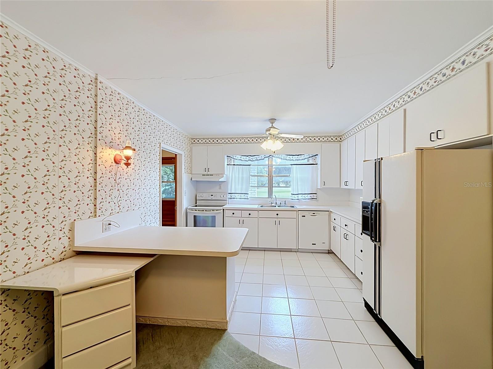 3271 Robinson St Property Photo 25