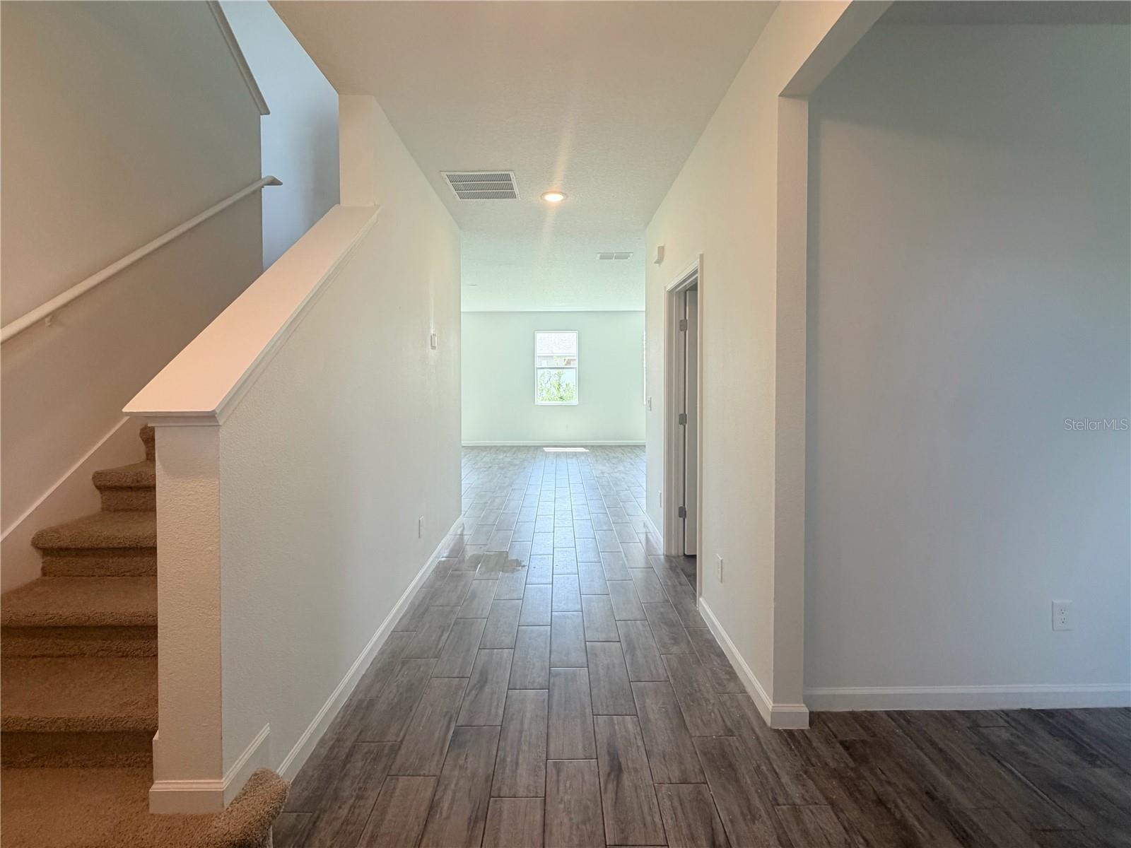 1365 Yorkdale Rd Property Photo 30