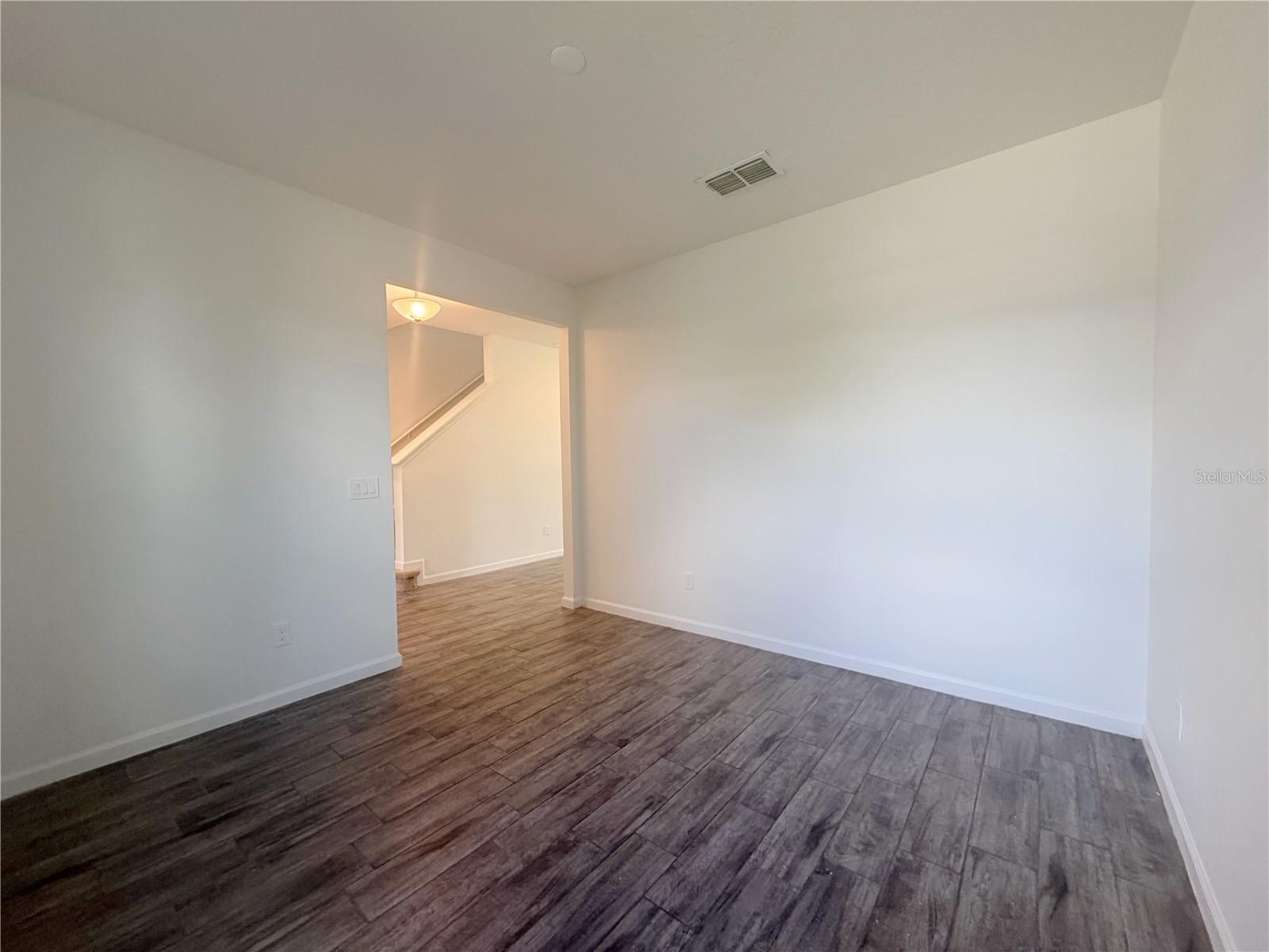 1365 Yorkdale Rd Property Photo 33