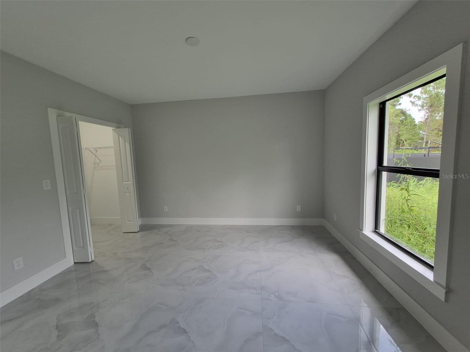 445 Wickham Ave S Property Photo 19