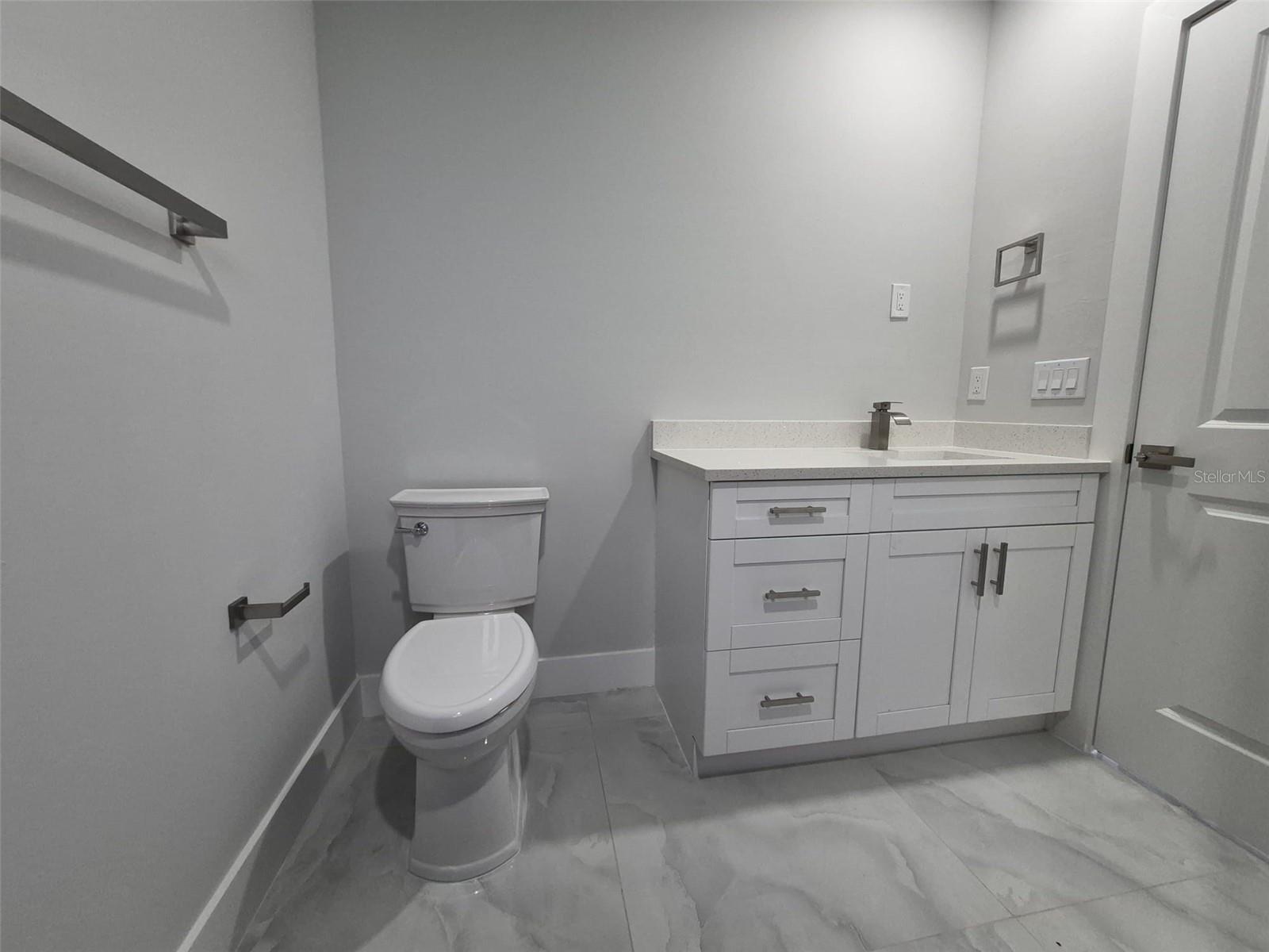 445 Wickham Ave S Property Photo 23