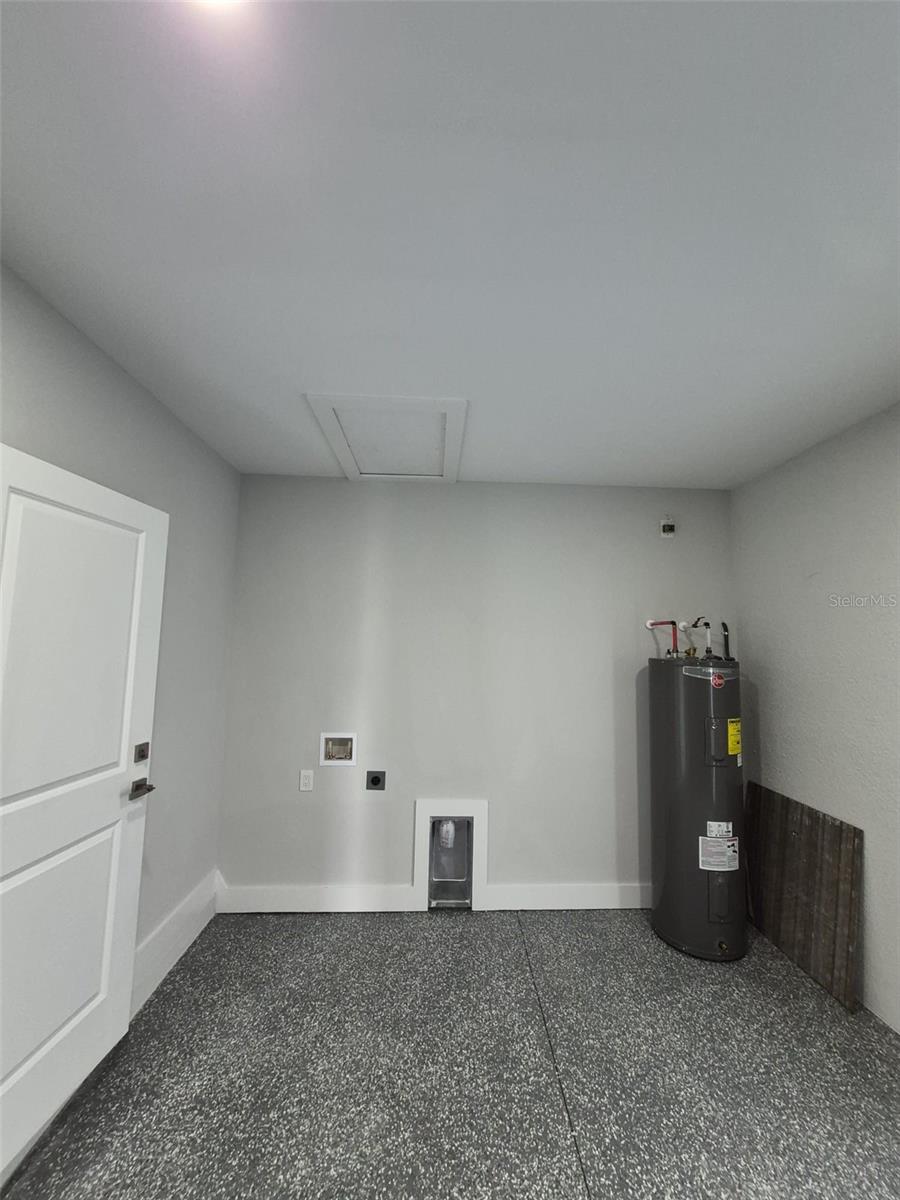 445 Wickham Ave S Property Photo 28