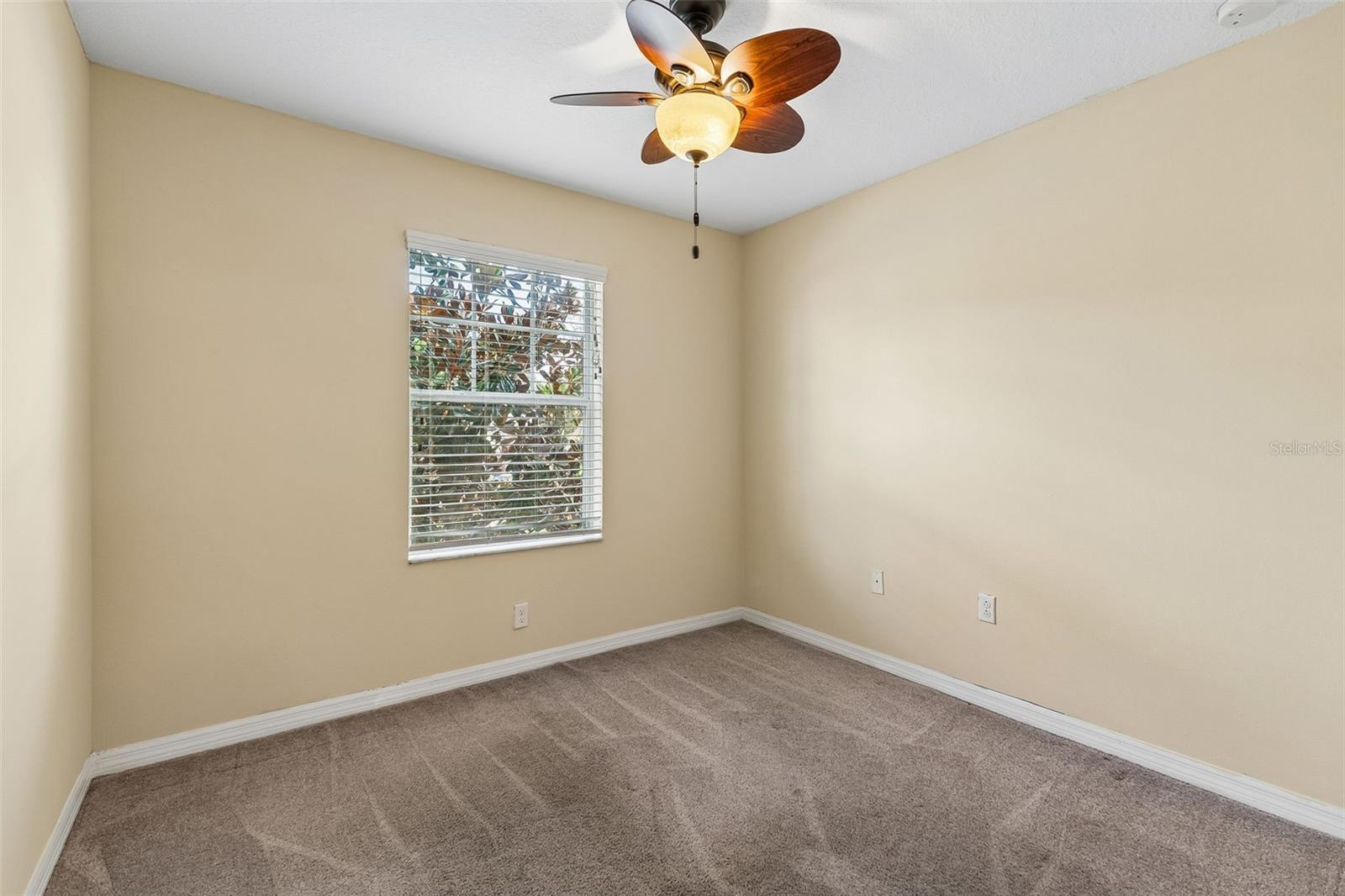 4127 Shade Tree Ln Property Photo 14