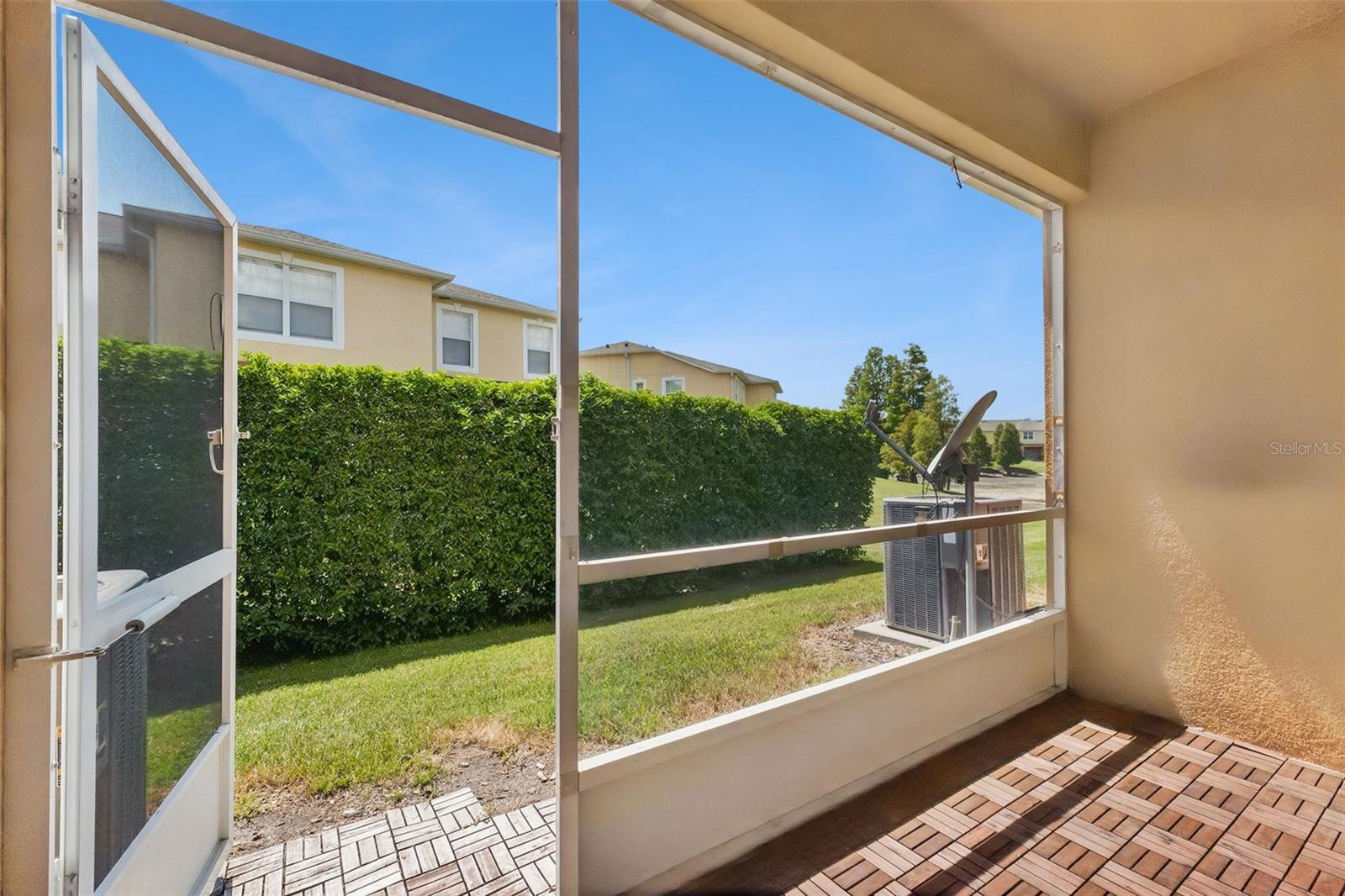 4127 Shade Tree Ln Property Photo 17