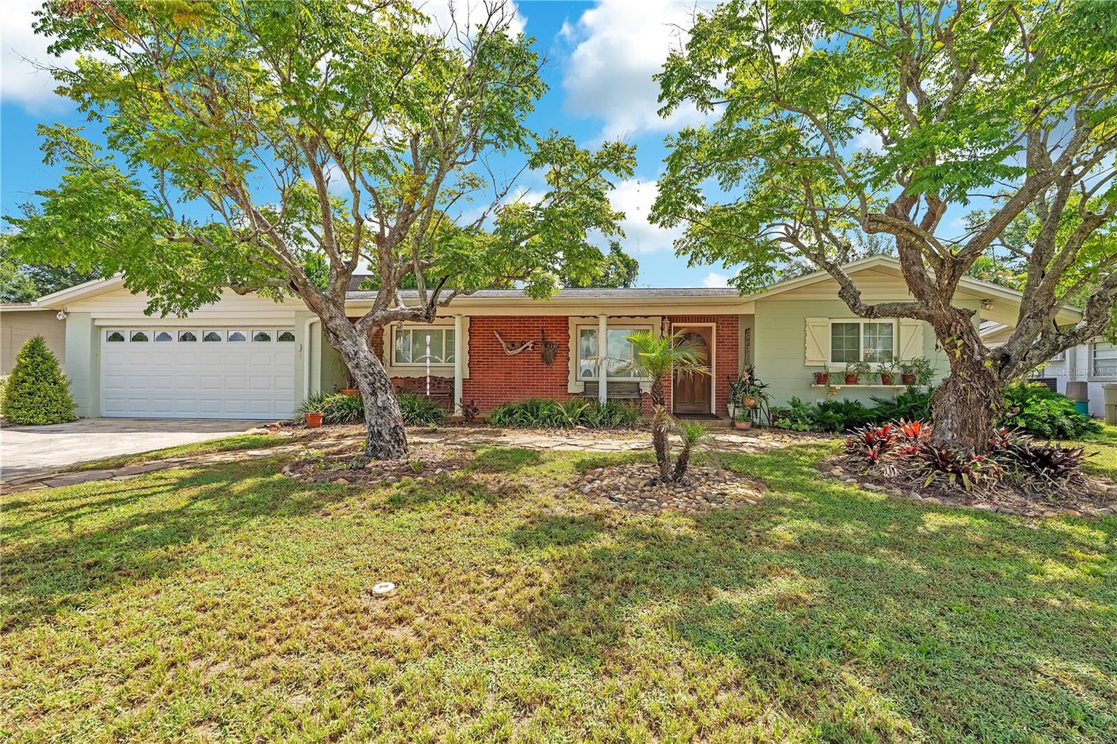 5321 Sumerset St Property Photo 1