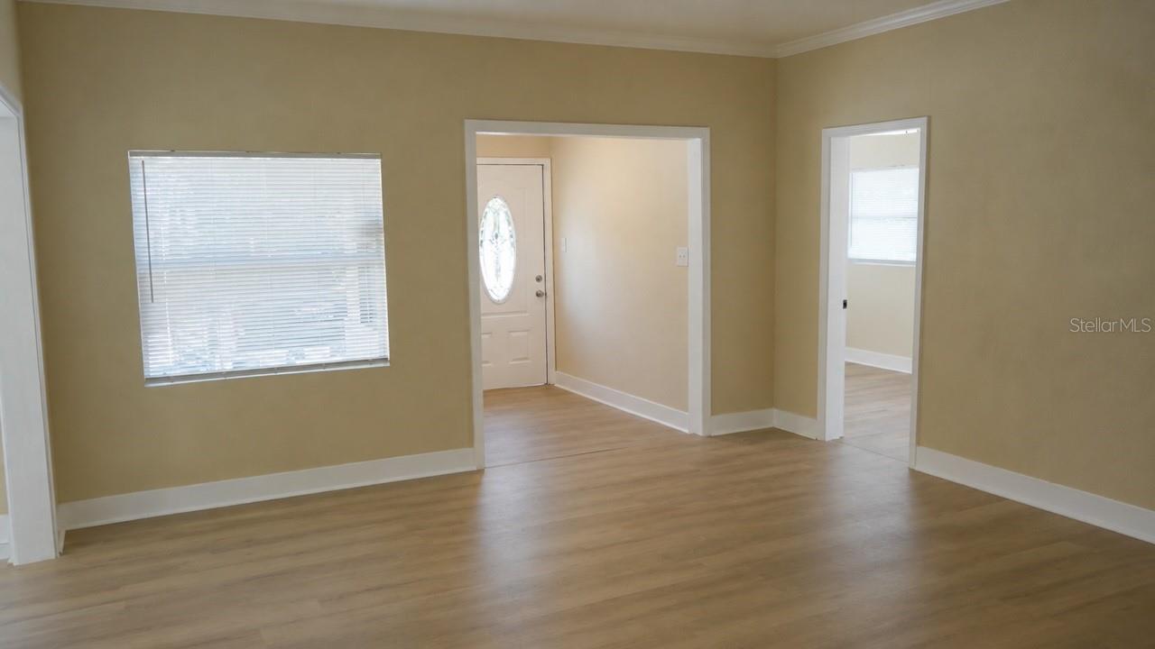 650 30th Ave S Property Photo 6