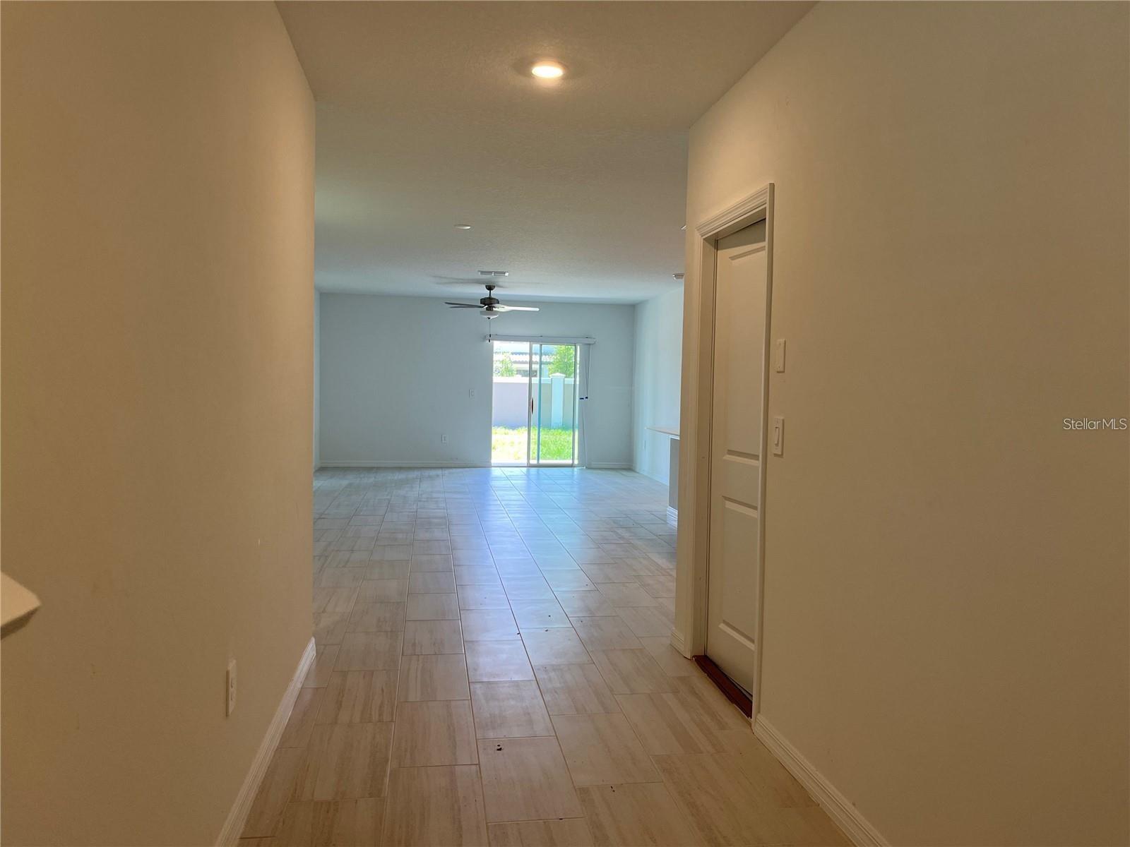 11186 Radiant Shore Loop Property Photo 3