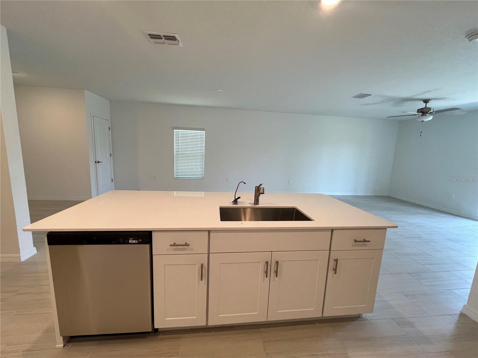 11186 Radiant Shore Loop Property Photo 13
