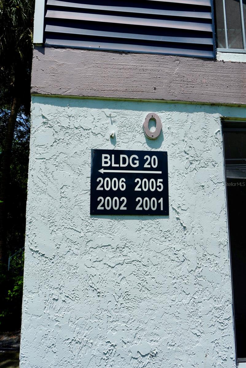 2006 Northlake Dr #2006 Property Photo 3