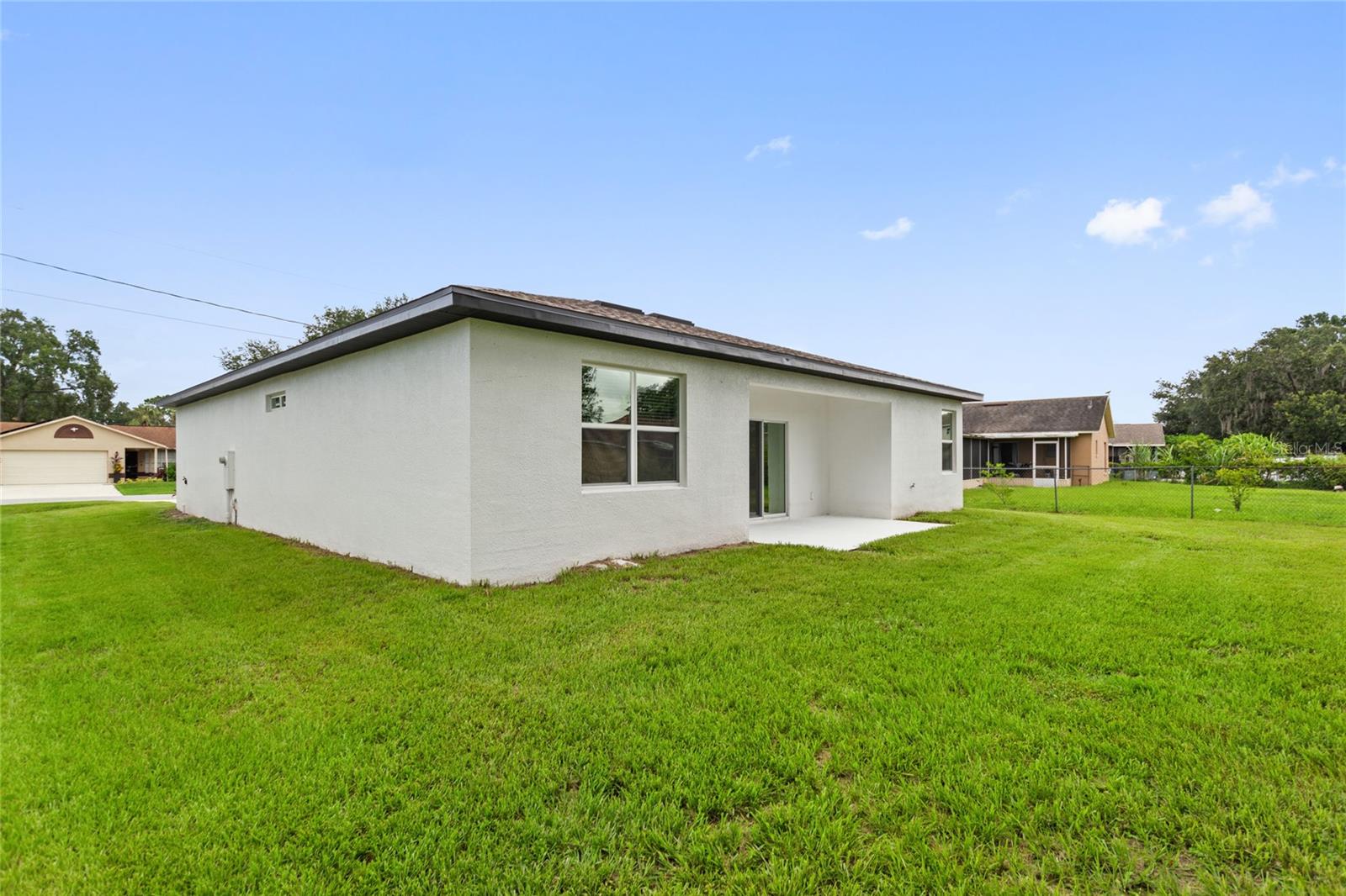 412 Lark Ct Property Photo 24