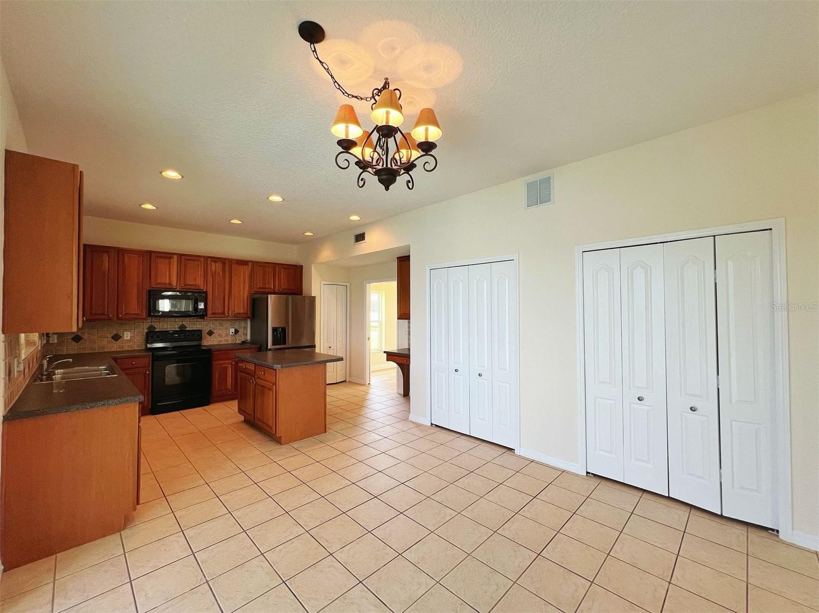 2716 Gorst Rd Property Photo 4