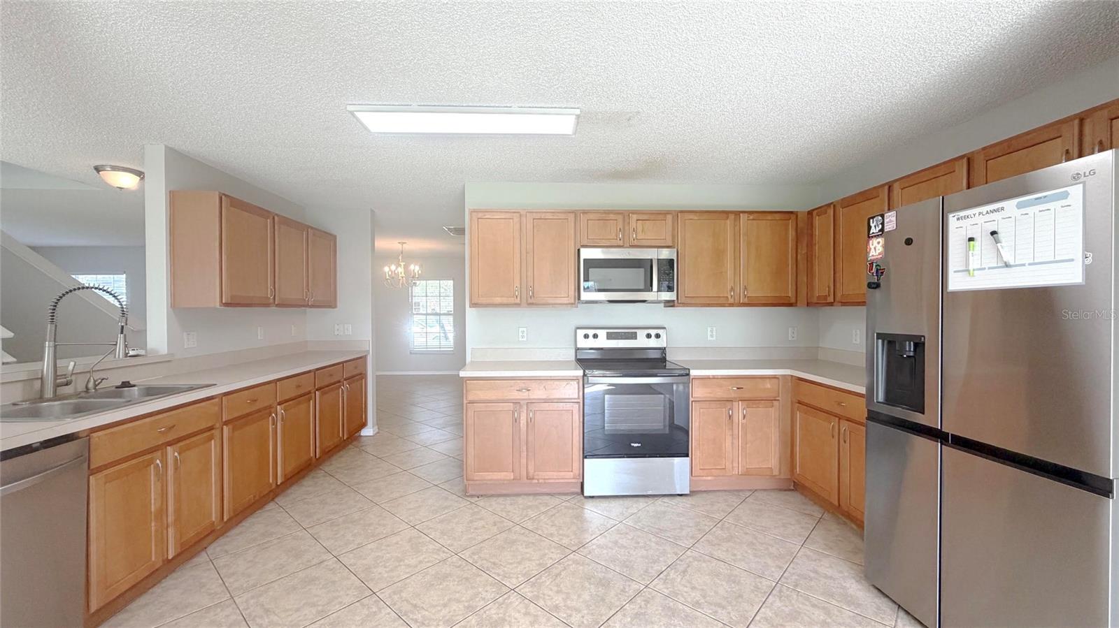 831 Horseshoe Falls Dr Property Photo 8