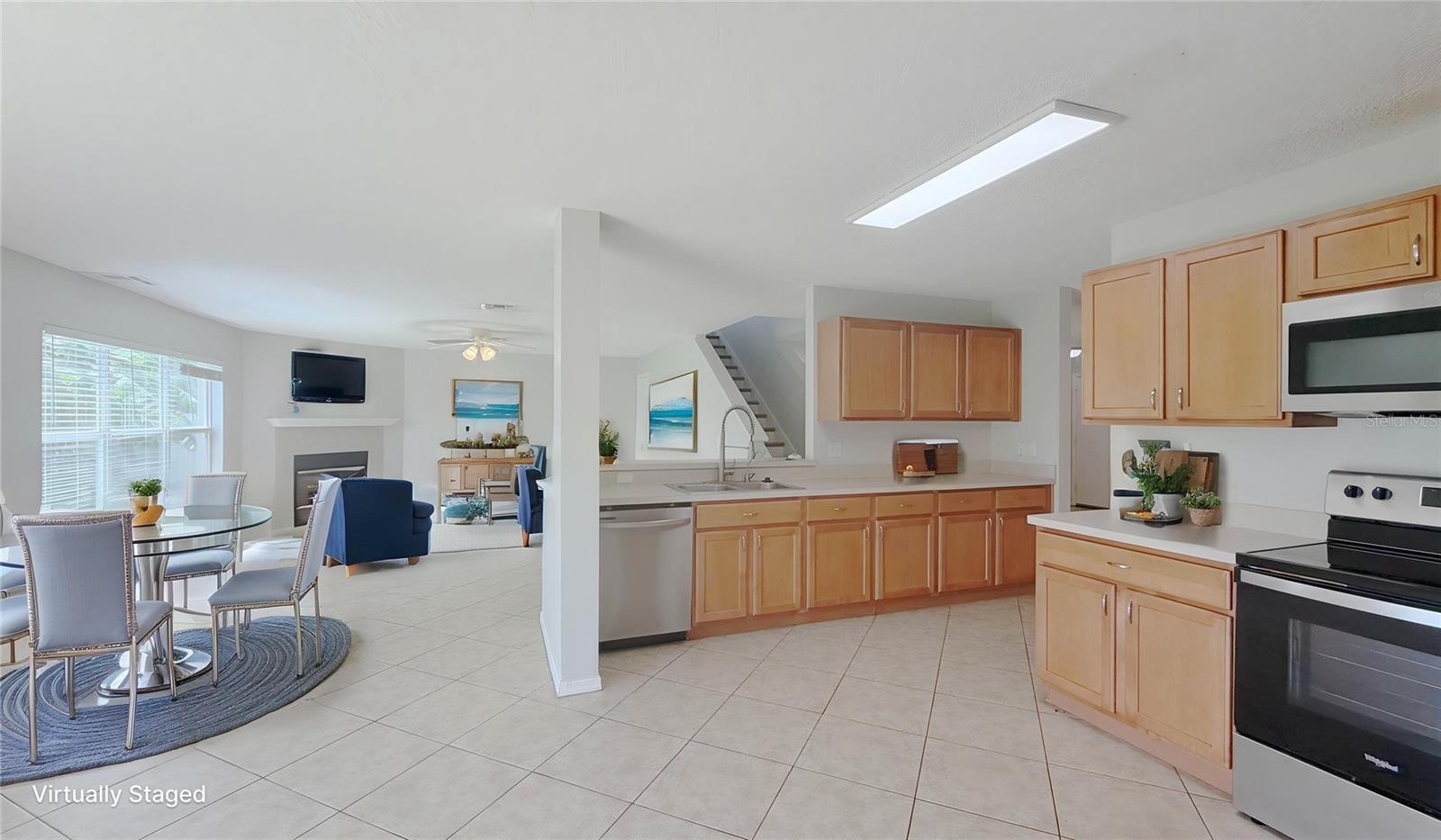 831 Horseshoe Falls Dr Property Photo 9