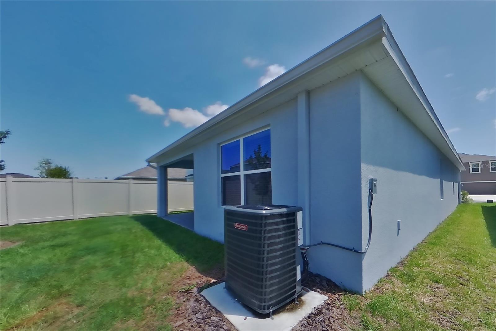 O6437320 Property Photo 18