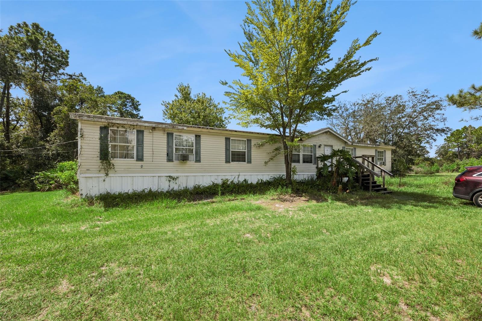 680 Wild Acres Rd Property Photo 1