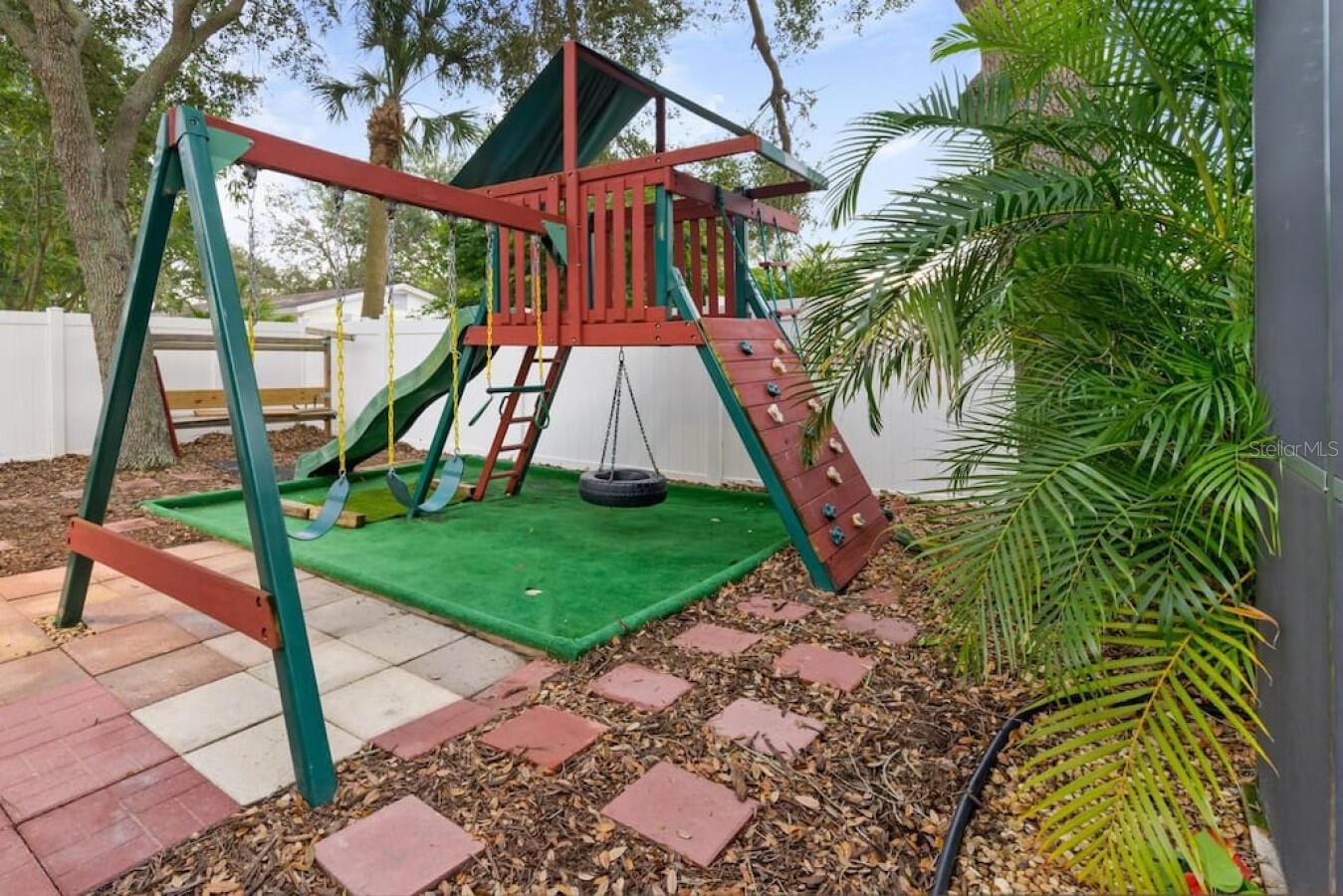 2930 W Rogers Ave Property Photo 50