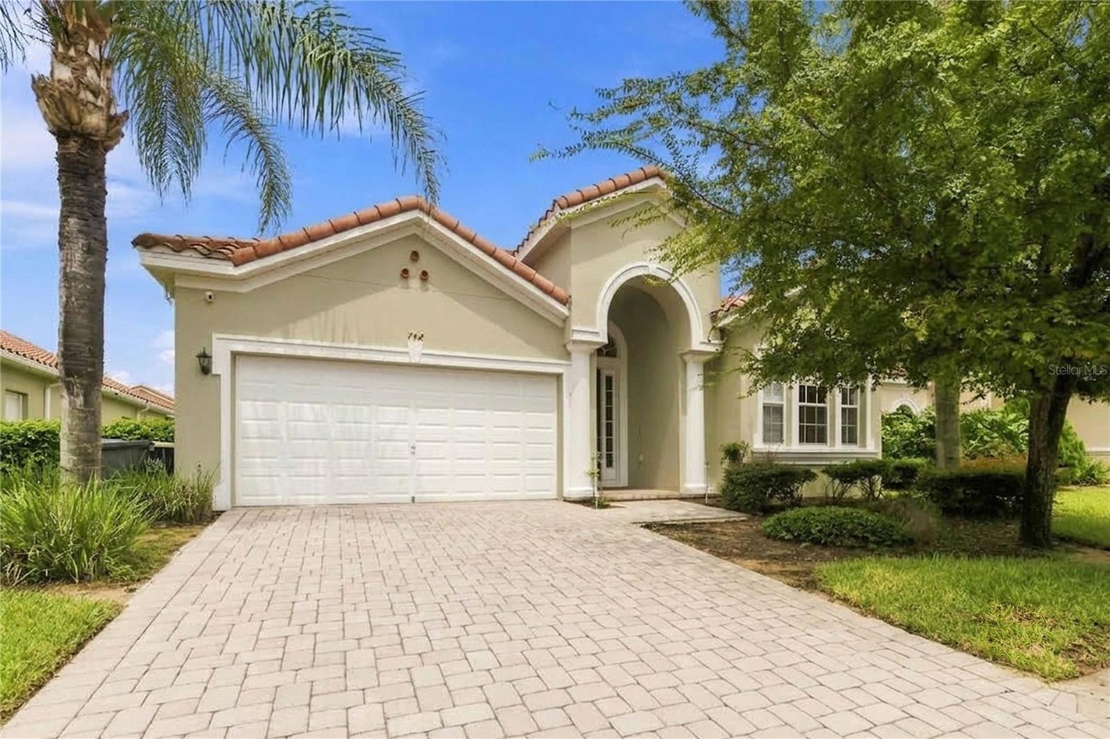 742 Tuscan Hills Blvd Property Photo 1