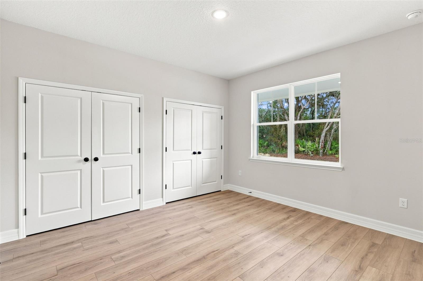 41325 Royal Trails Rd Property Photo 17