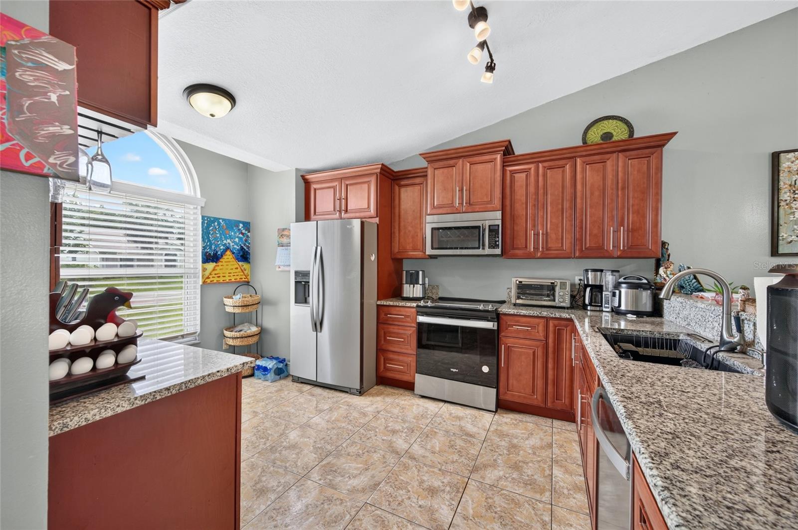 7825 Sapphire Ln Property Photo 8