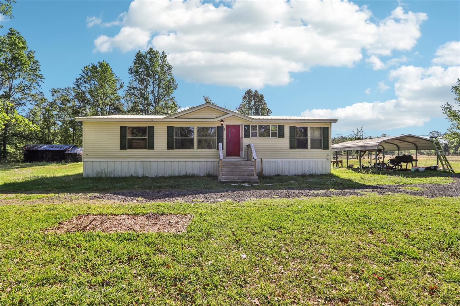 14070 John Williams Rd Property Photo 2