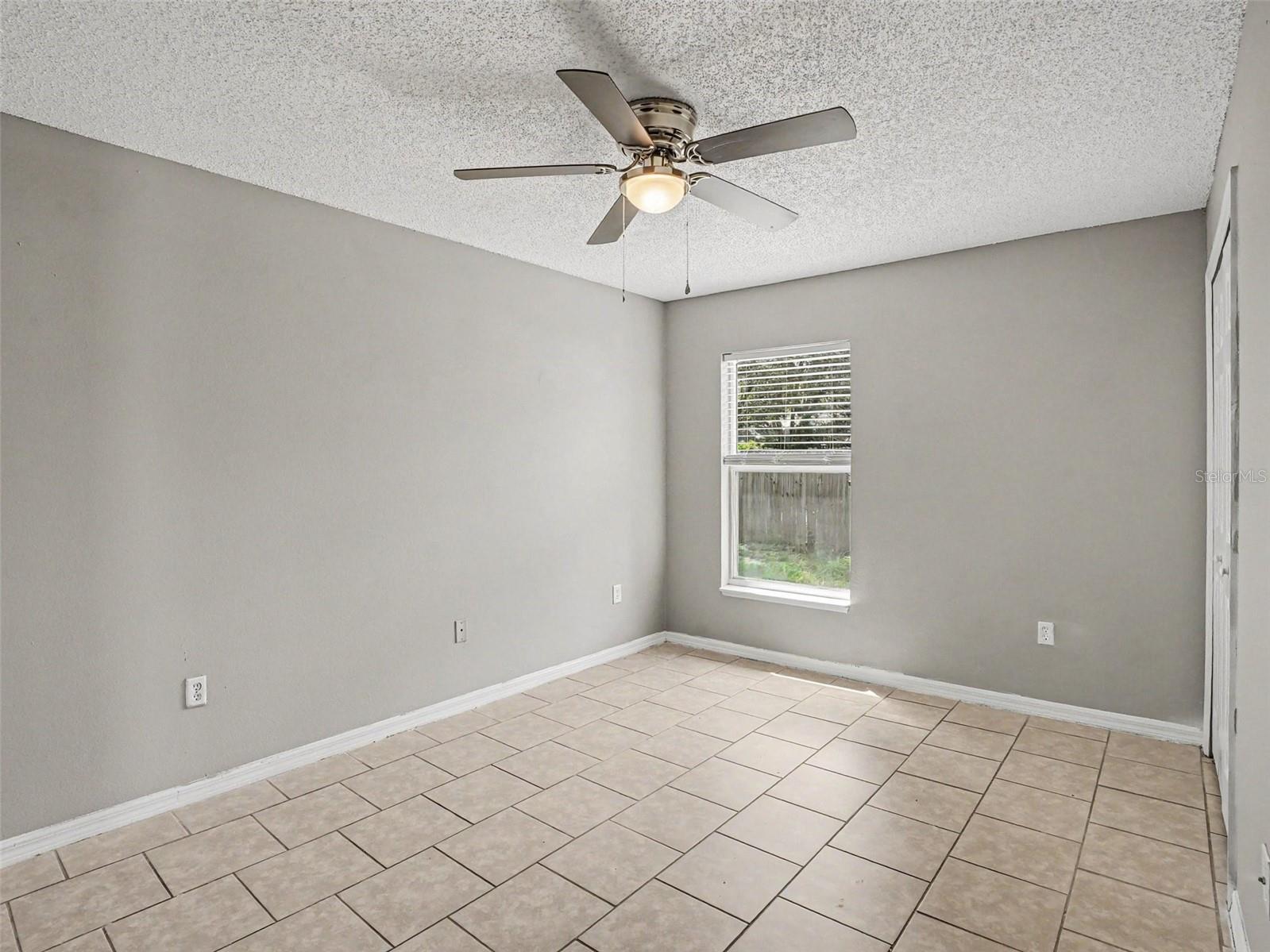 881 Vanderbilt Dr Property Photo 22