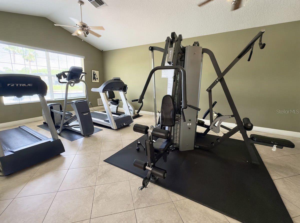 4722 Ruby Red Ln Property Photo 15